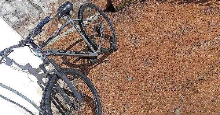 Vende-se bicicleta aro 29  - Foto 2