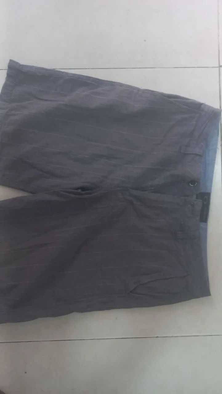Bermuda oakley 32