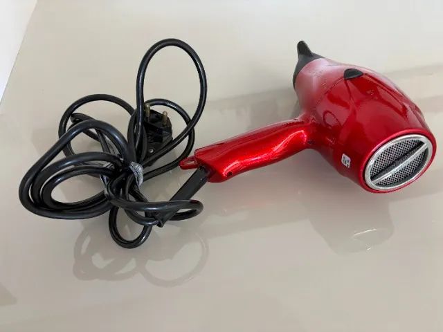 Secador de cabelo Taiff Compact 2000W, funcionando perfeitamente. 
