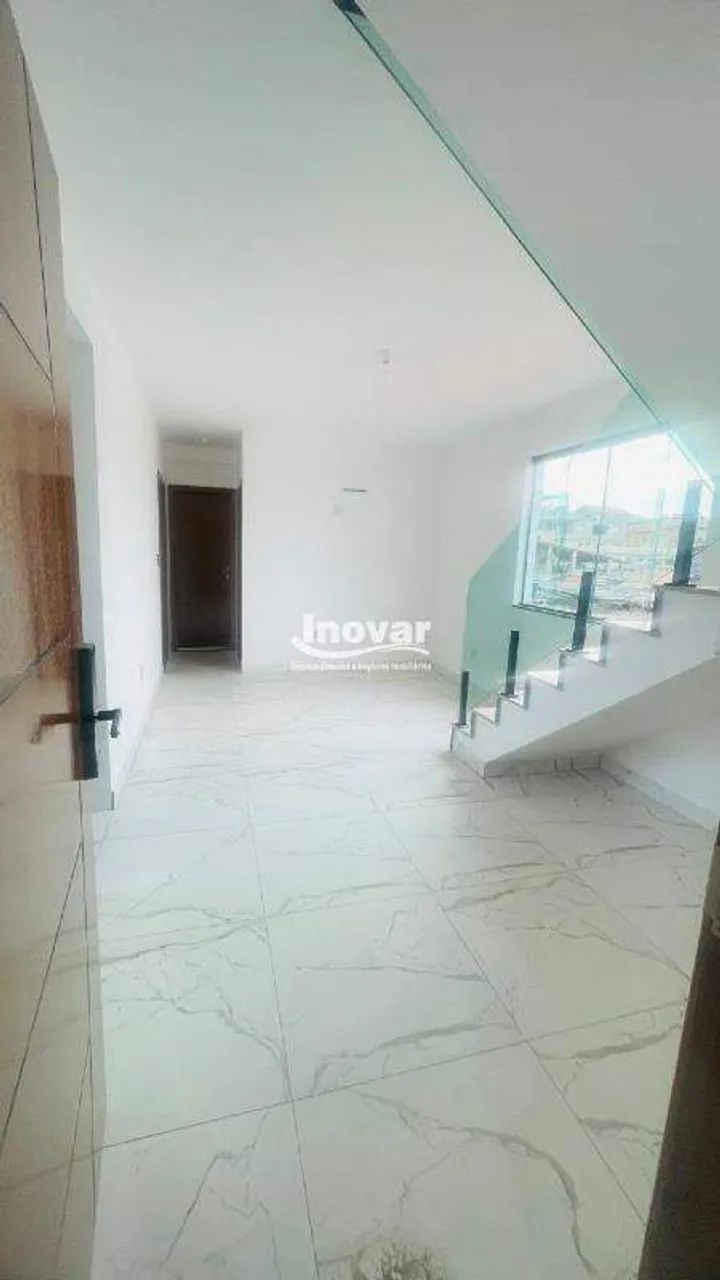 Excelente Cobertura 3 quartos com 2 suítes e 2 vagas de garagem - Foto 2