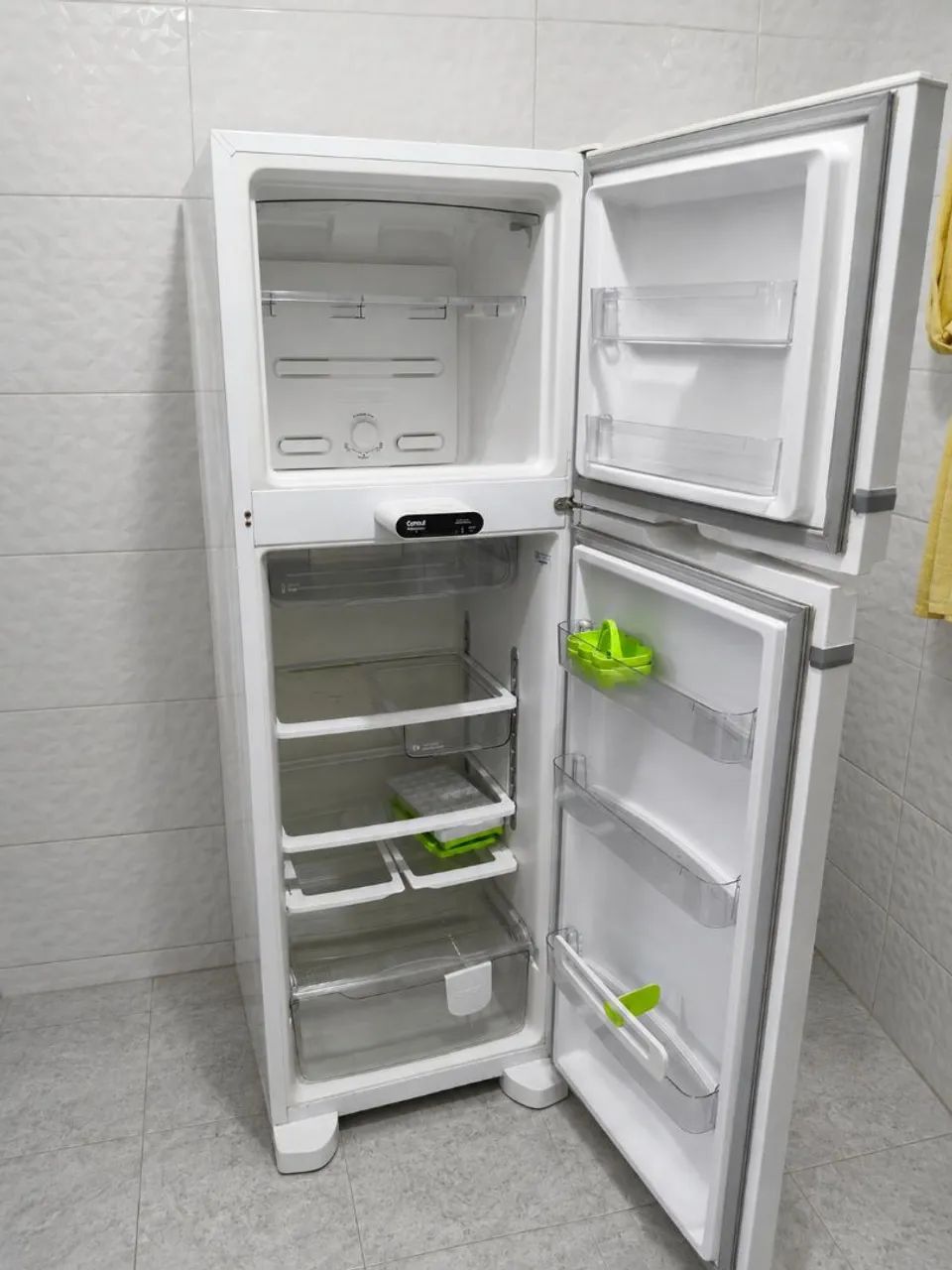 Vendo geladeira Consul  - Foto 2