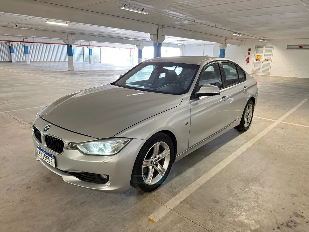 BMW 320I A Modern/sport TB 2.0/a.flex 16V 4P 2013 2013
