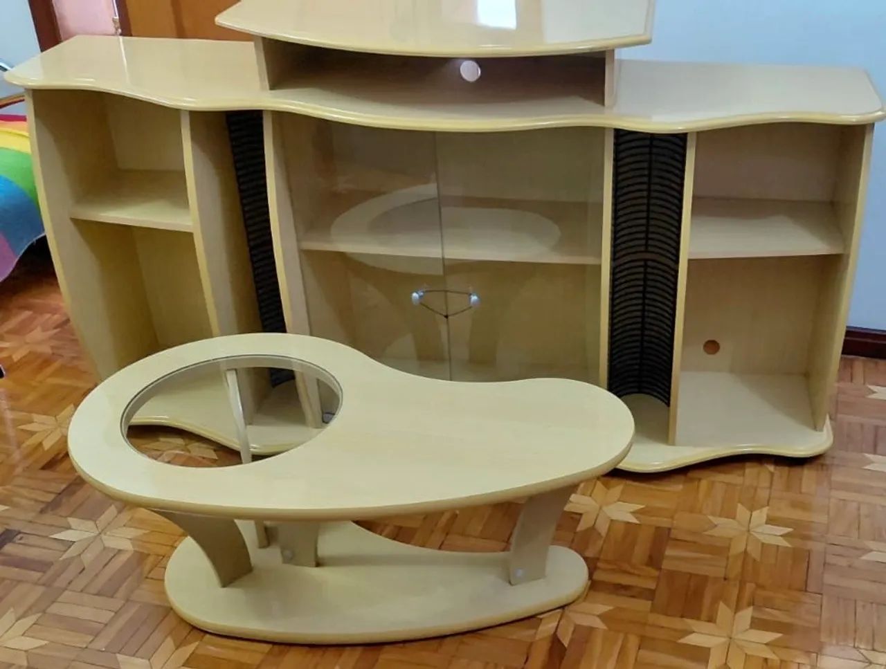 Vendo rack e mesinha 