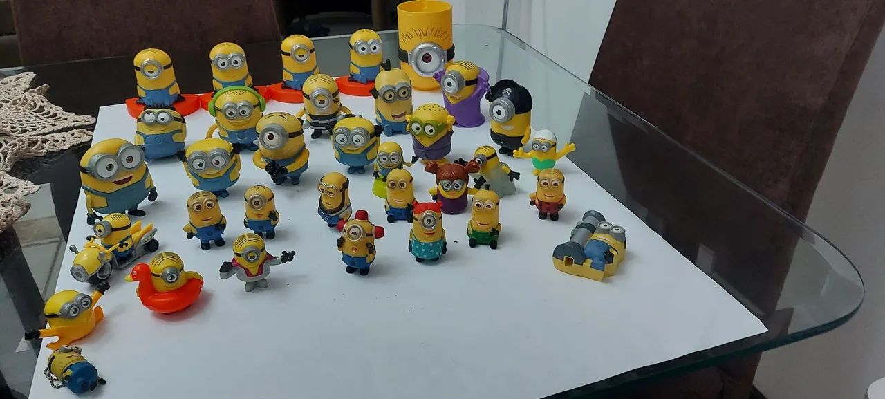 Lote com 34 miniaturas  minions  - Foto 3