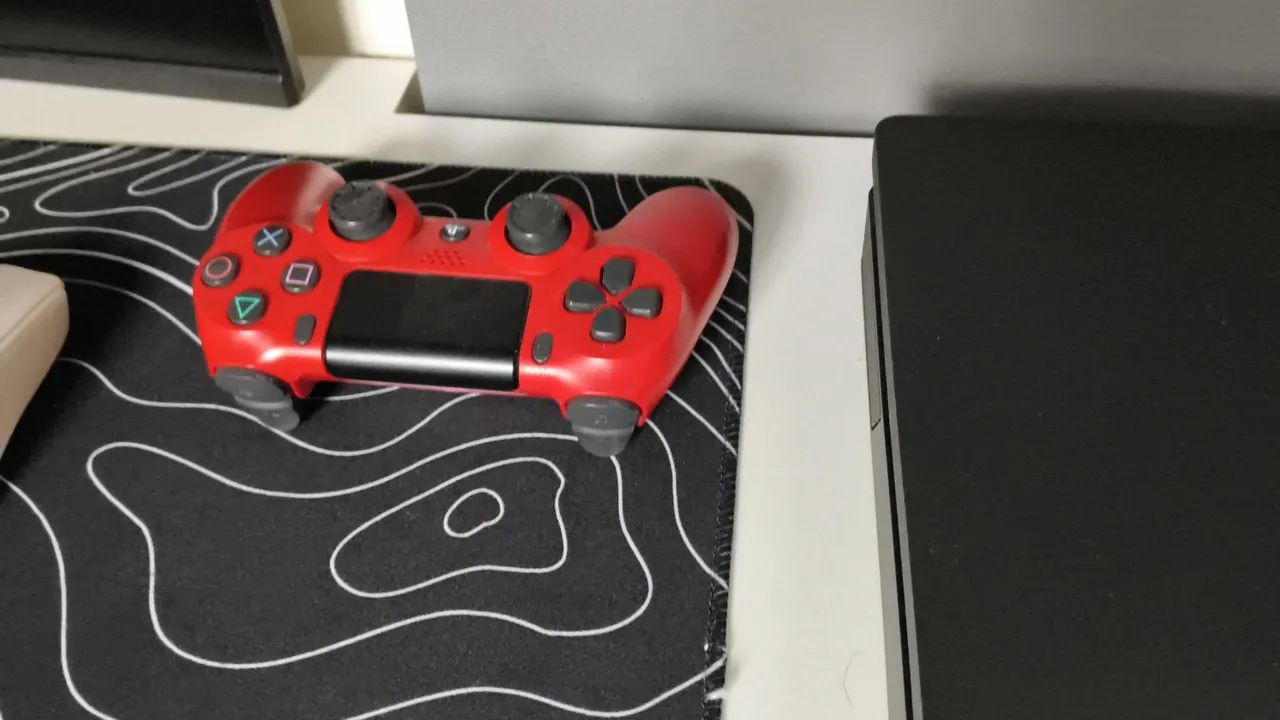 Ps4 slin com ssd de 650G com 4 jogos  - Foto 3