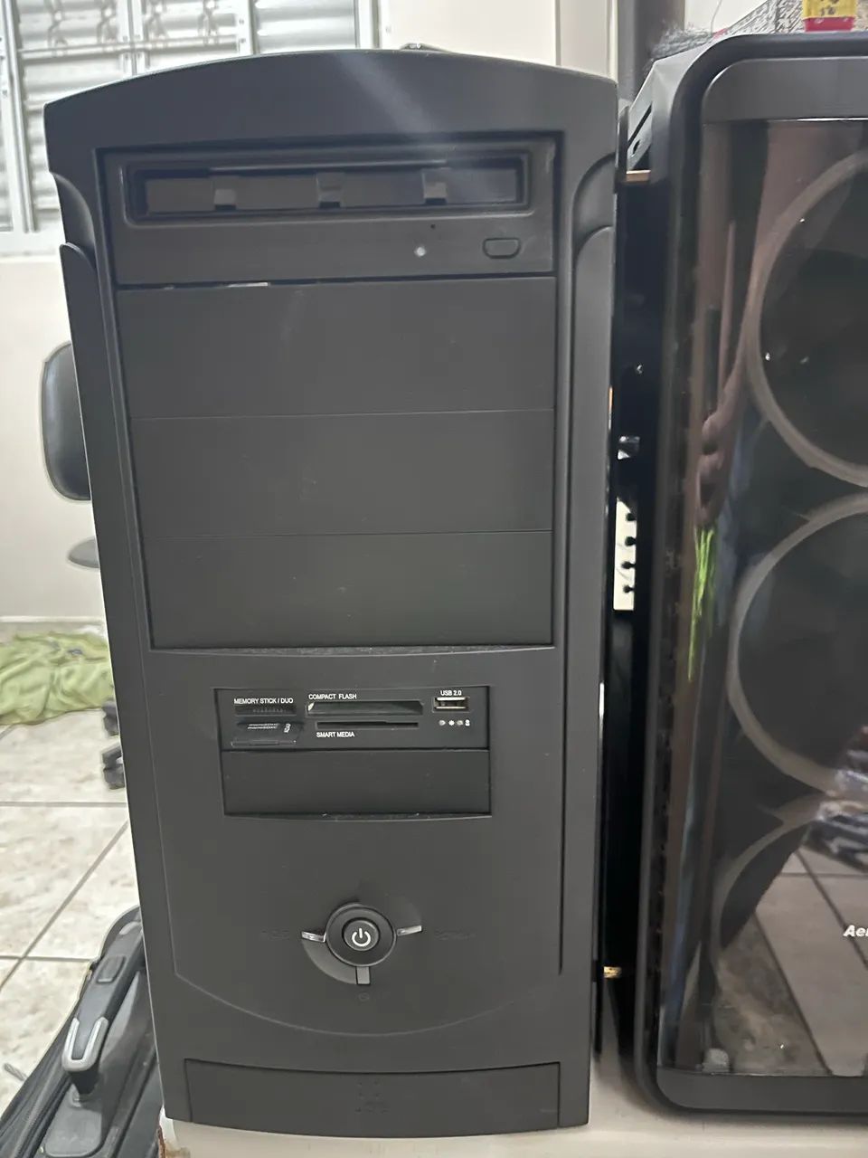 Servidor dual Xeon 40 cores 32GB RAM RX550 - Foto 5