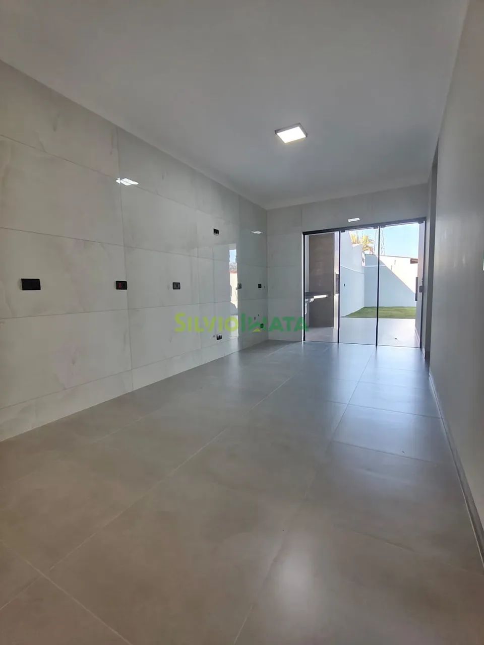 Casa Nova à Venda em Maringá | 1 Suíte + 2 Quartos - Maringá/PR - Foto 3