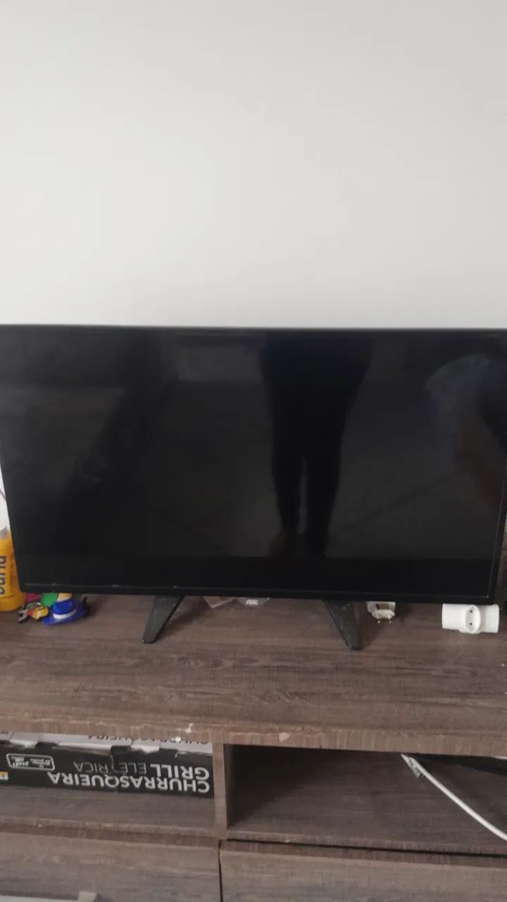 Vende-se tv aoc de 32 polegadas 
