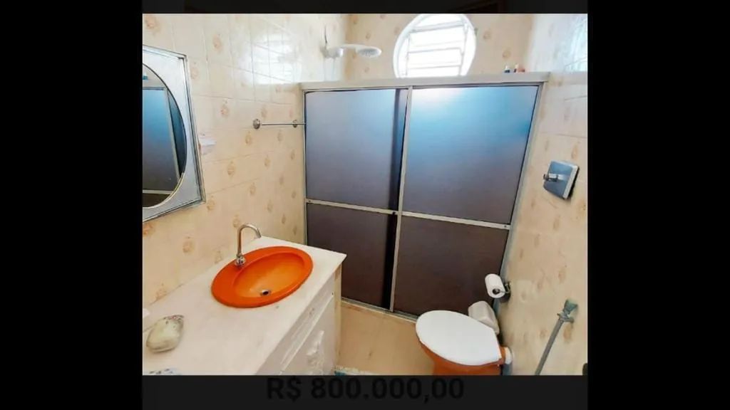 Casa Grande, com 02 Pavimentos e bem Localizada. Ideal para moradia, e ou Empresas. - Foto 5