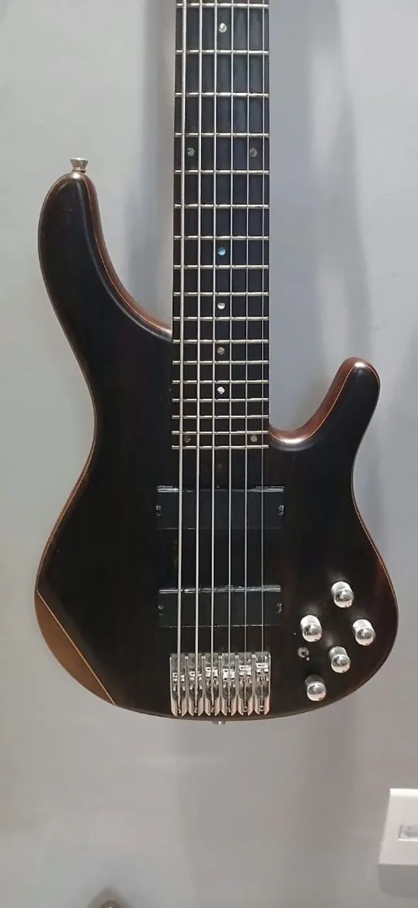 Baixo Tagima Millenium 6c