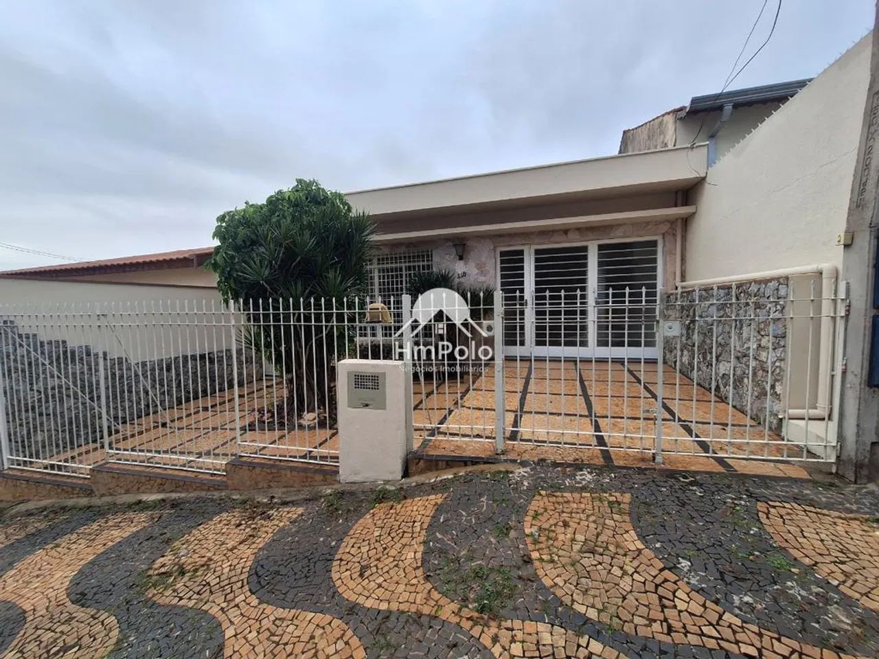 Casa para alugar em Campinas, Vila João Jorge, com 3 quartos, com 241.5 m²