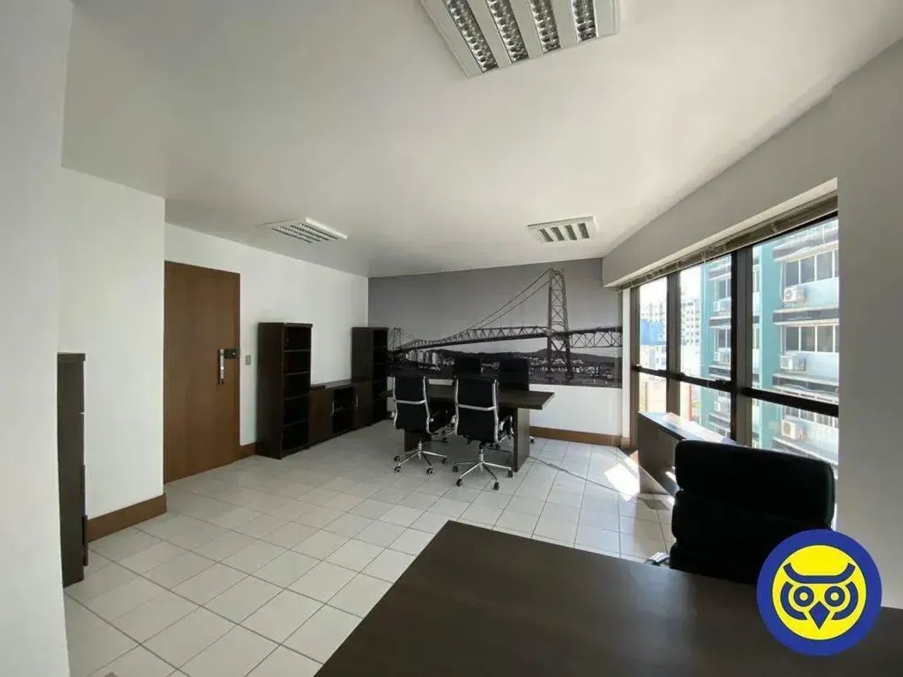 Sala comercial mobiliada no Centro