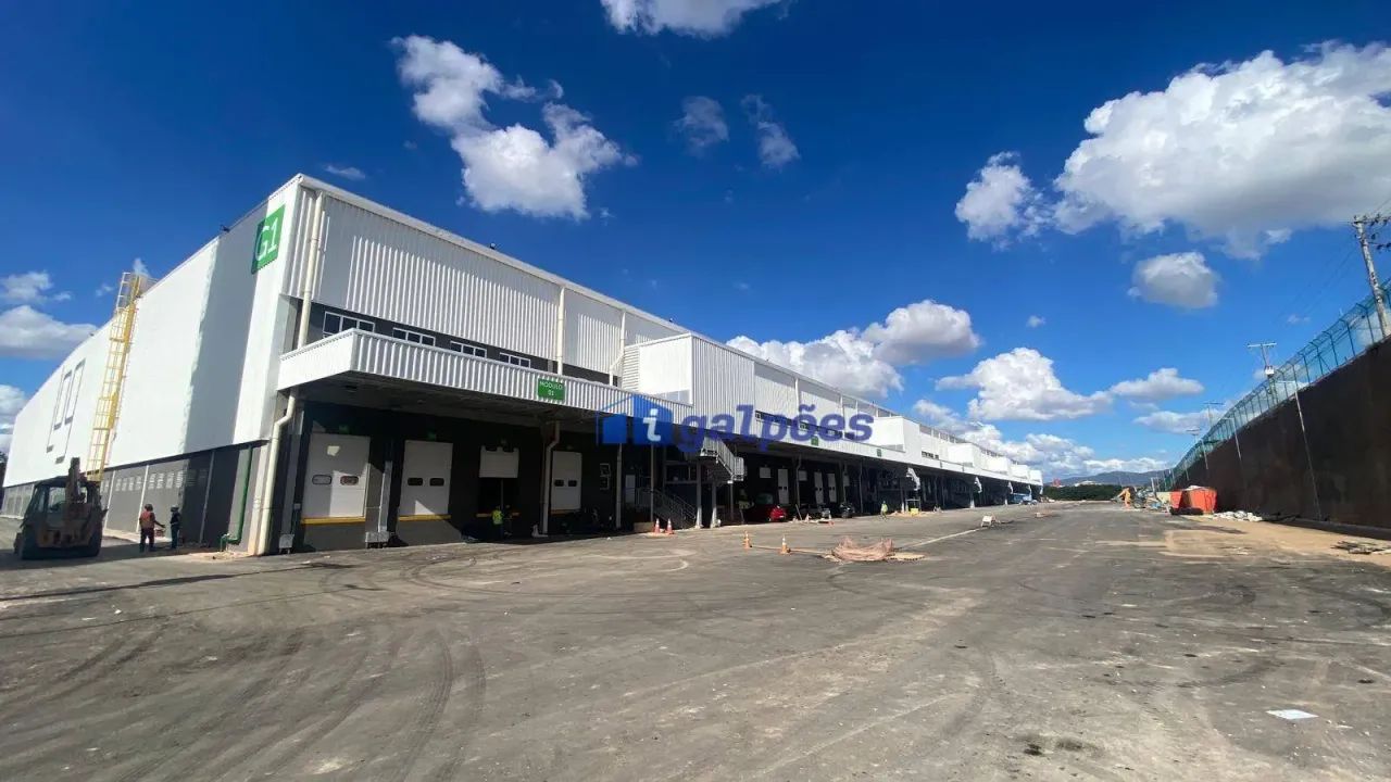 Galpão com 1364 m² no Cinco - Contagem/MG