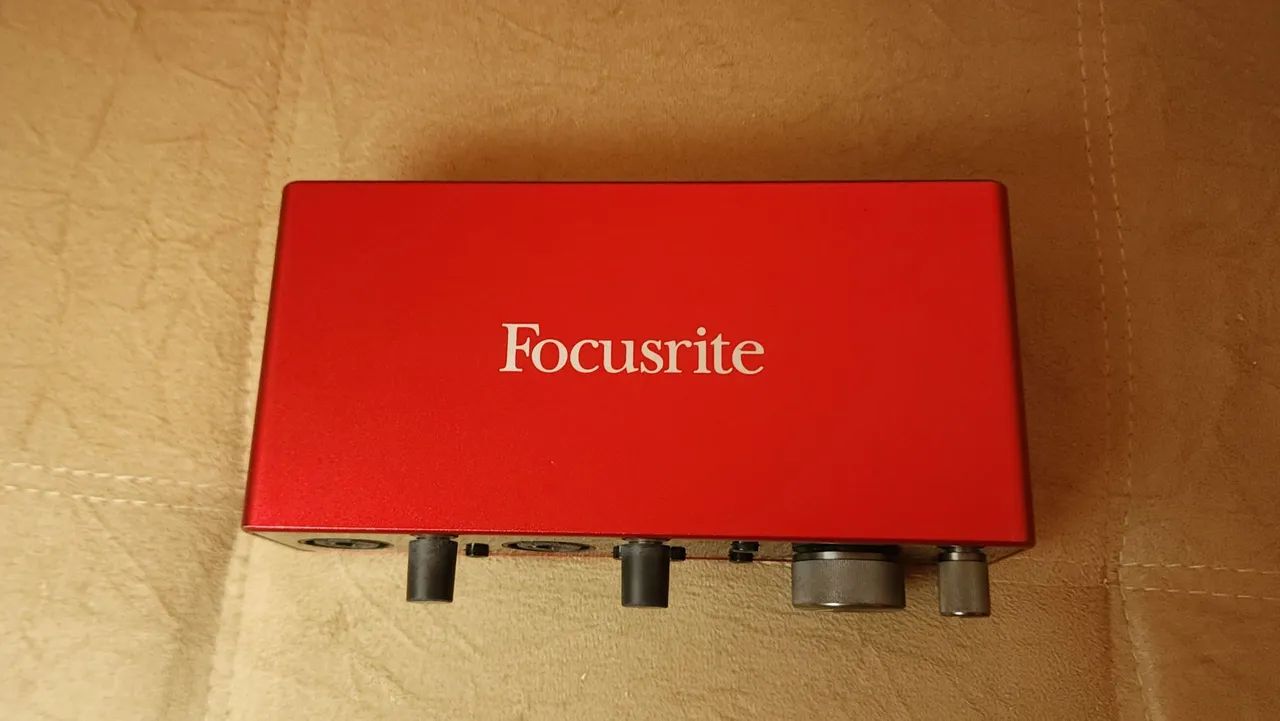 Focusrite Scarlett 2i2 3rd Gen Impecável + Caixa - Equipamentos e