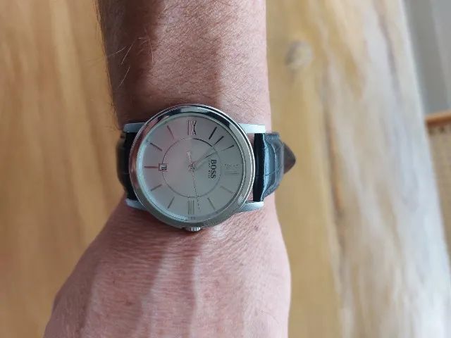Relógio de pulso marca Hugo Boss, modelo HB1512163 - Foto 4