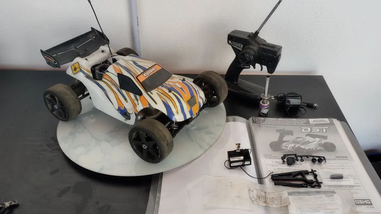 Automodelo Kyosho DST nitro Com motor Zero.  - Foto 2