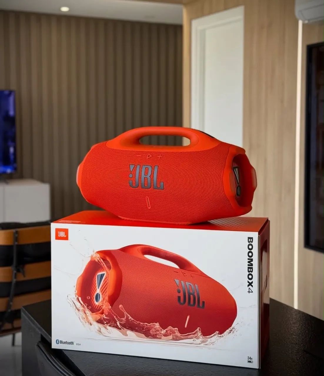 BOMBOX 4