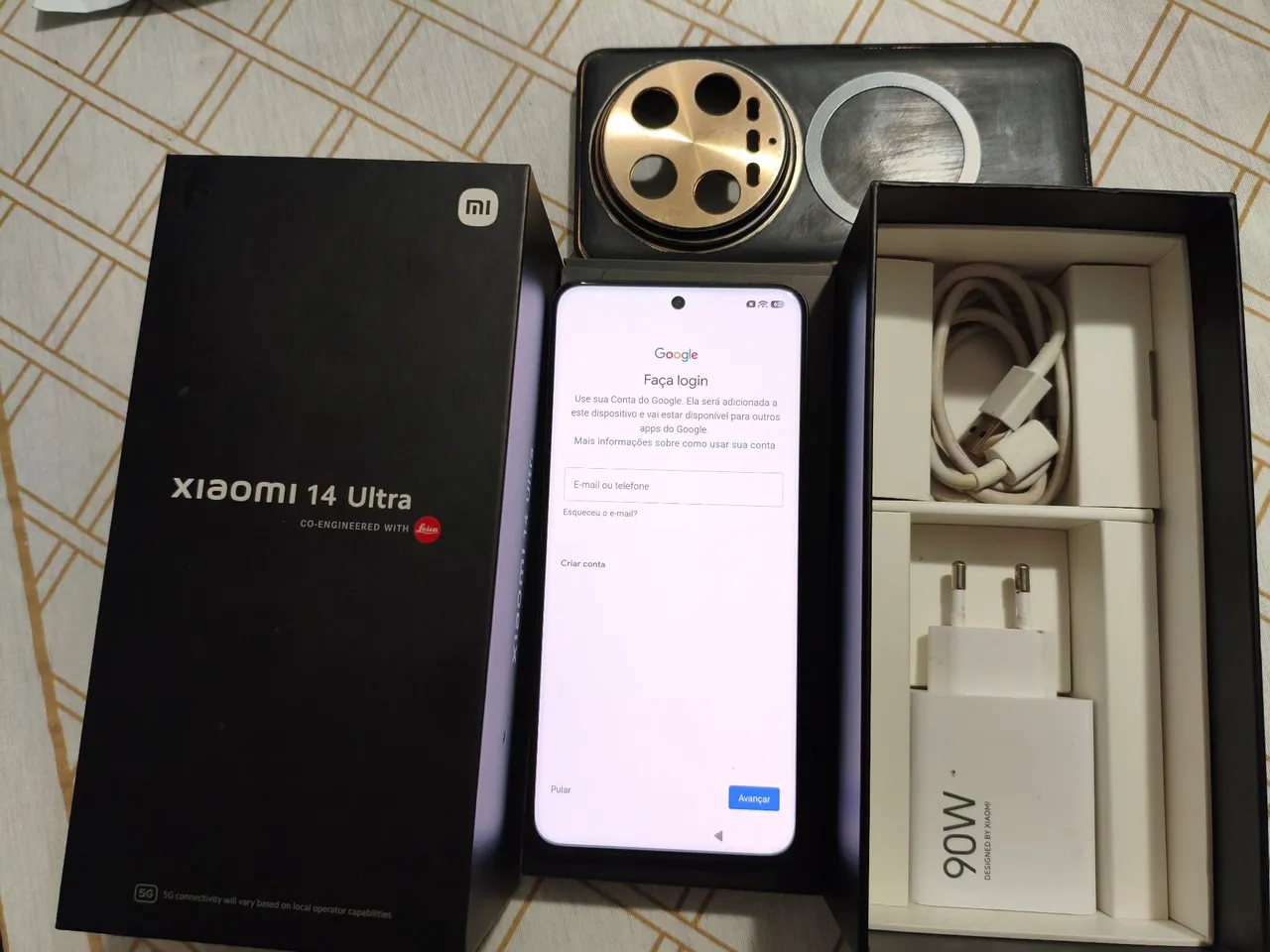 Xiaomi 14 512GB + 12GB RAM - Desempenho e Tecnologia Avançada