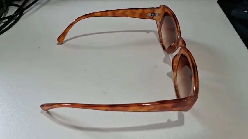 Vendo um par de óculos de sol da marca Salva Look  - Foto 2