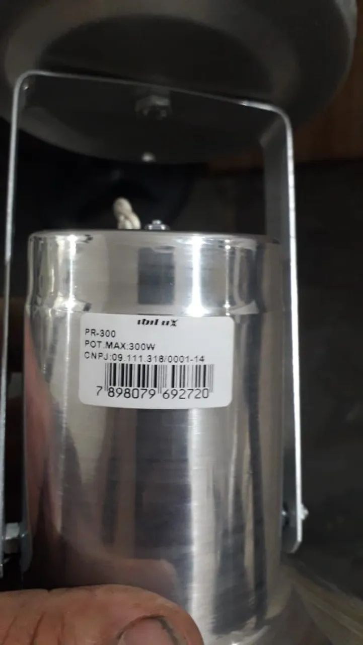 Vendo refletores novos na caixa - Foto 3