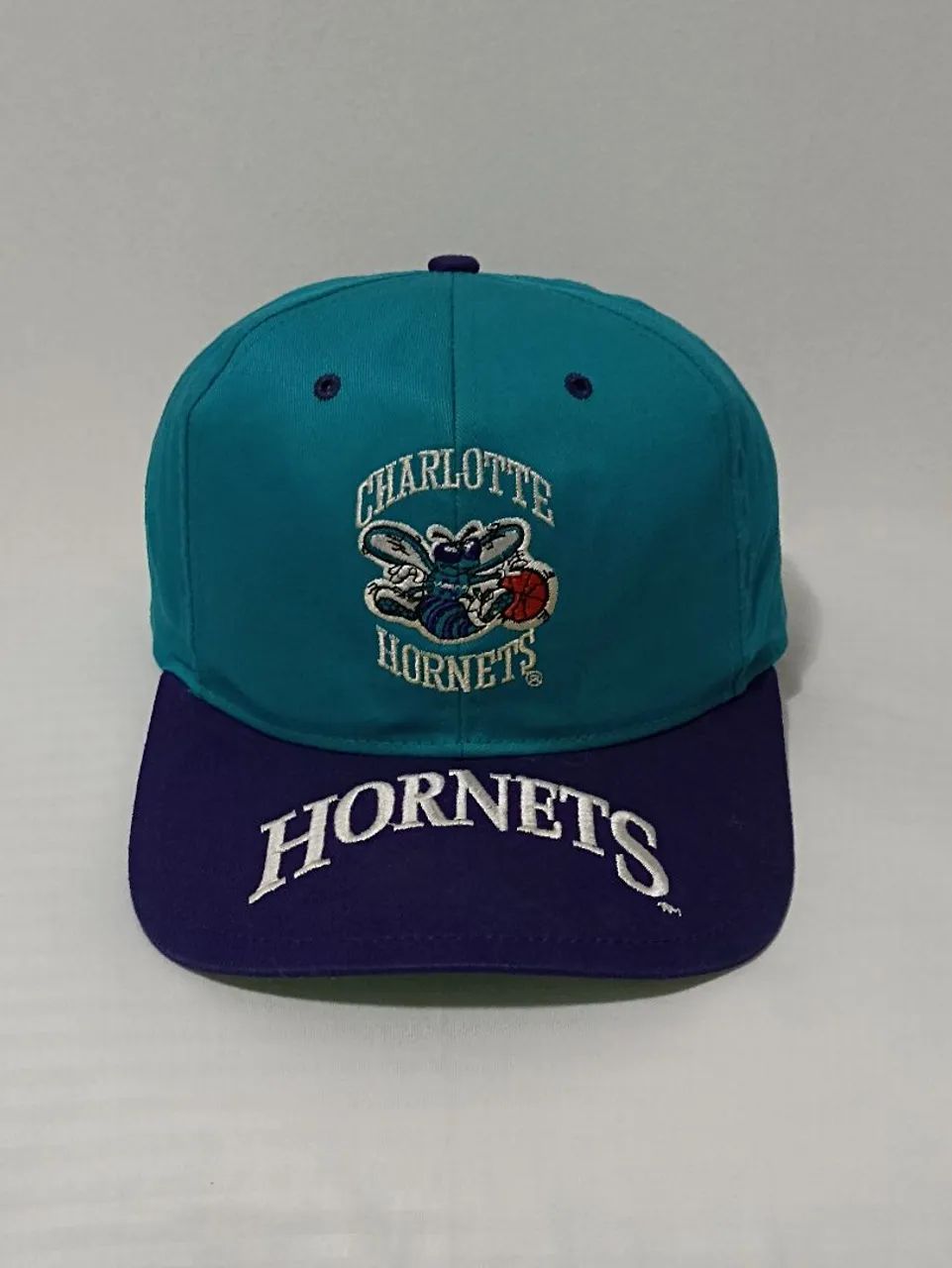 Boné Charlotte Hornets Classic anos 90
