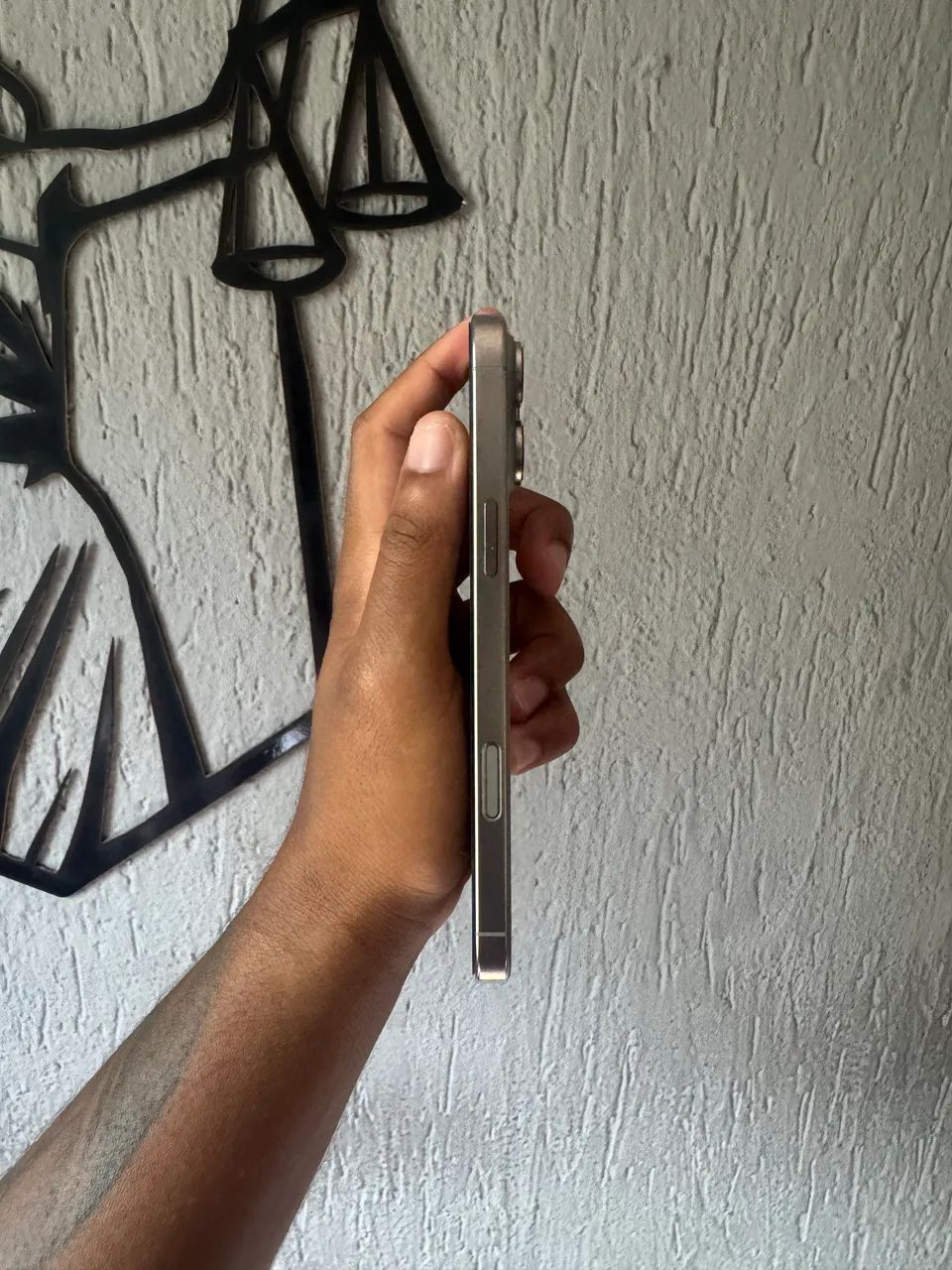 IPHONE 16 PRO MAX 256GB MUITO NOVO - Foto 2