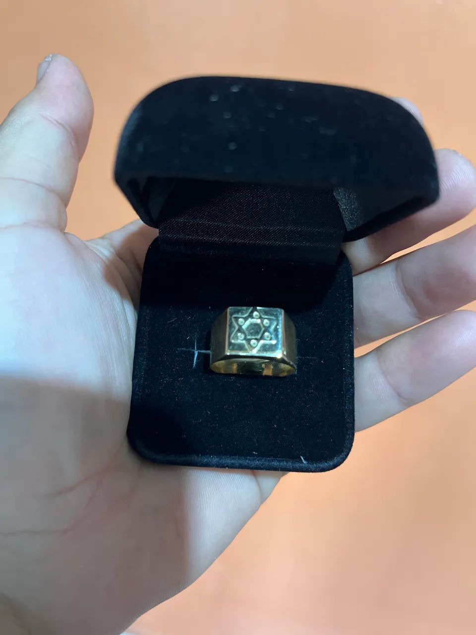 Anel em ouro 18k