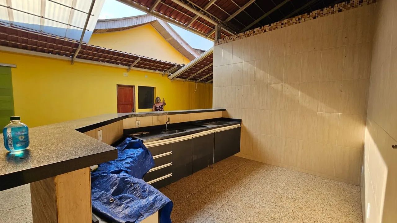 CASA p/ VENDA próx a Av. Djalma Batista - Foto 4