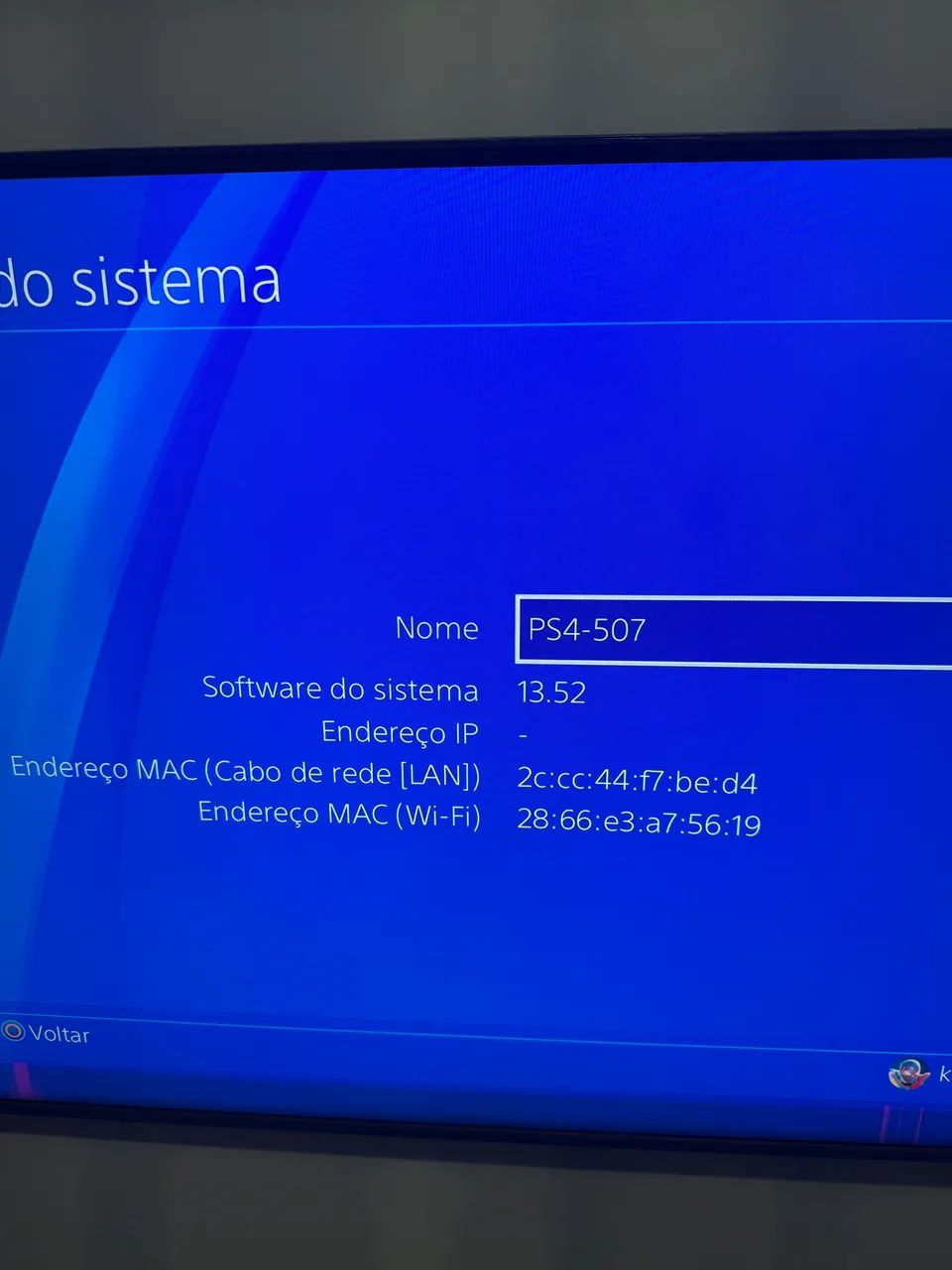 PS4 SLIM - 1TB + 2 controles + Jogo brinde - Foto 4