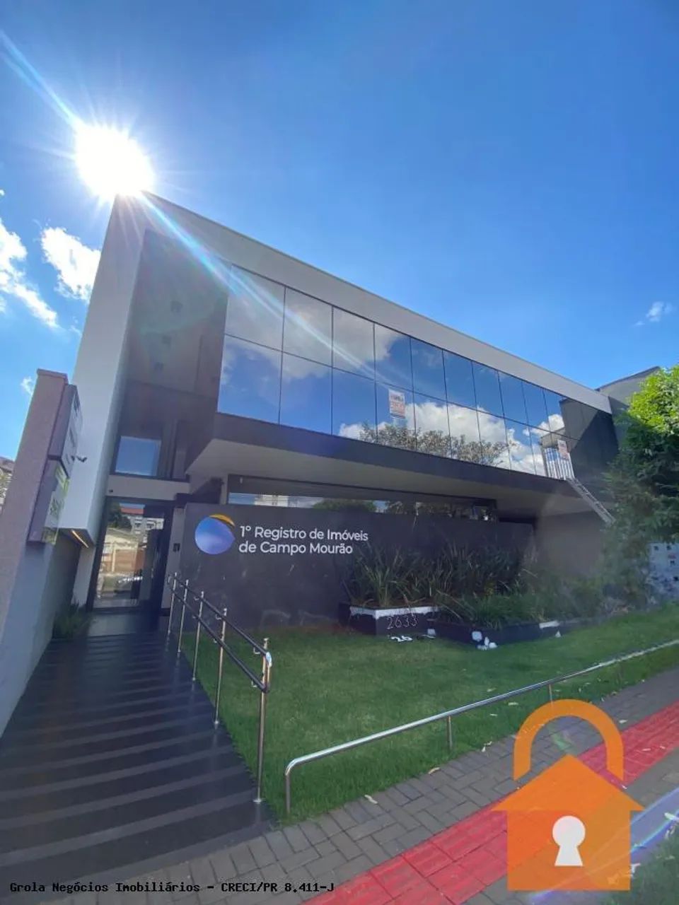 Sala Comercial Ampla para Locação no Centro de Campo Mourão/PR