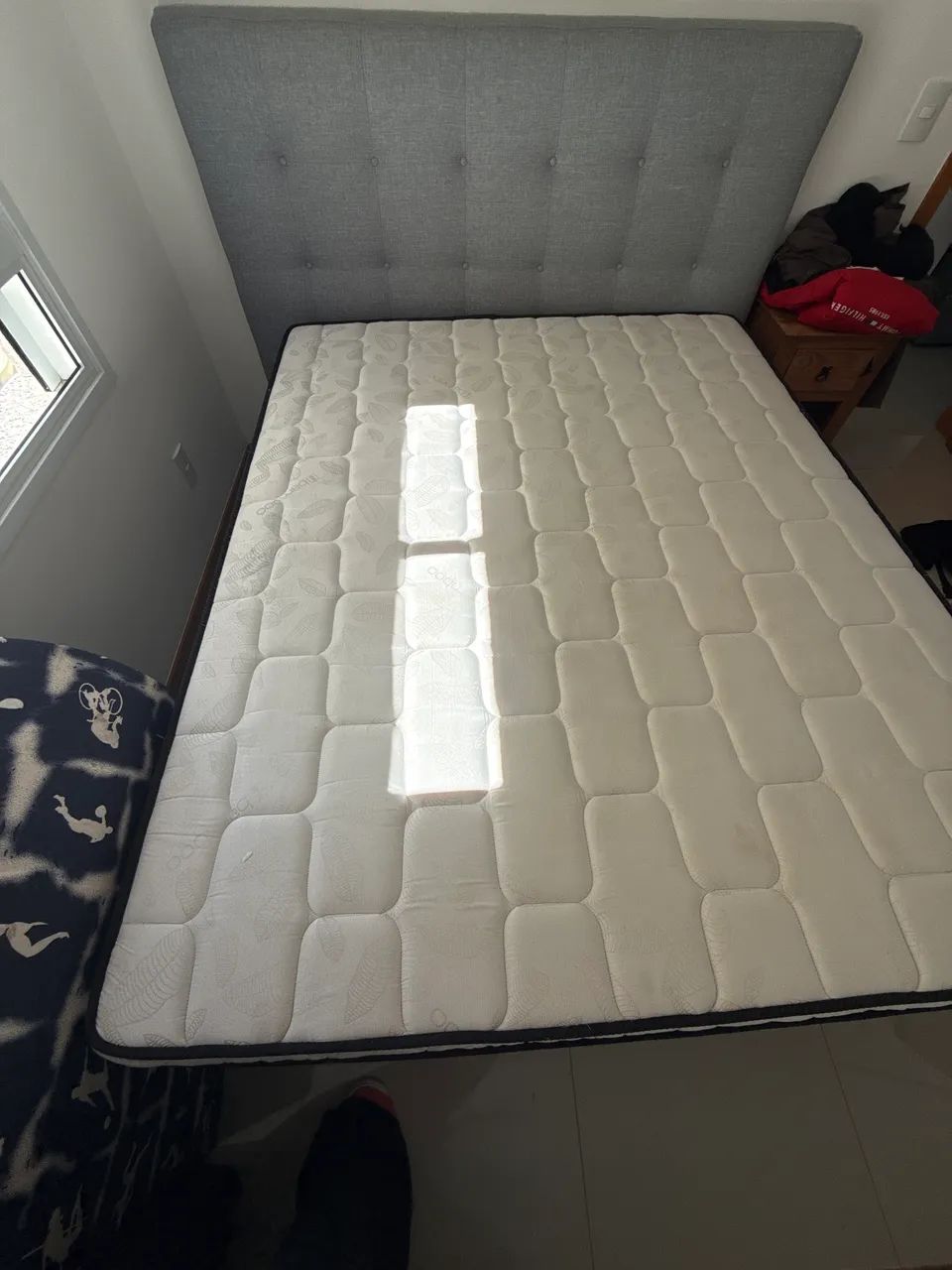 Cama completa/ colchão cabeceira e box - Foto 3