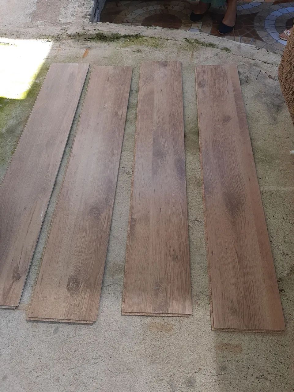 Piso laminado de encaixe  12 m2 - Foto 5