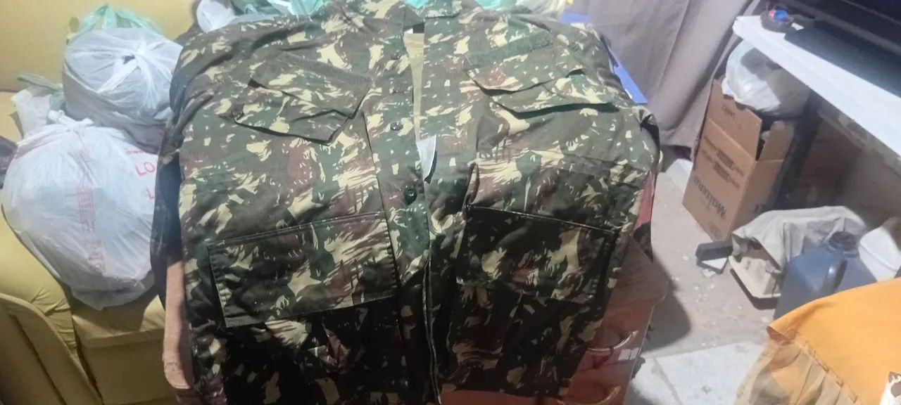 Fardamento camuflado 