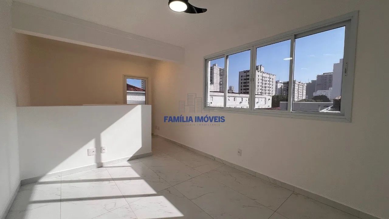 Casa triplex pra alugar 2 suítes churrasqueira Campo Grande Santos