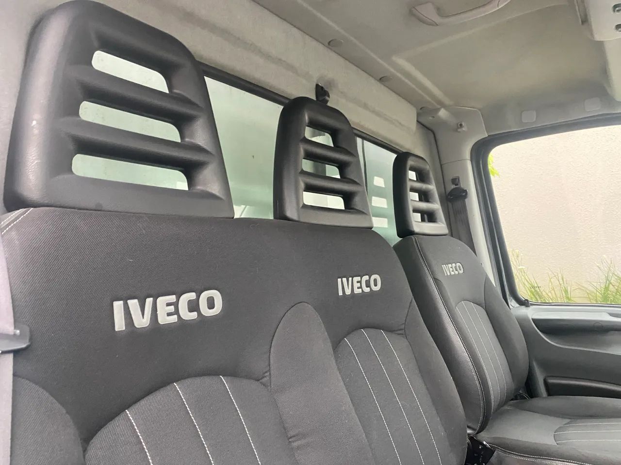 Iveco 5517 refrigerado 