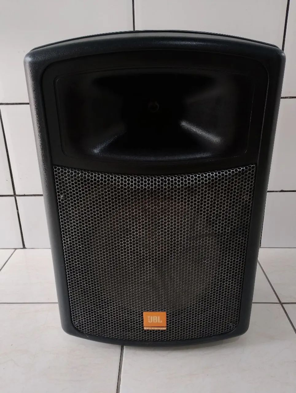 Caixa Ativa JBL 151A - Foto 2