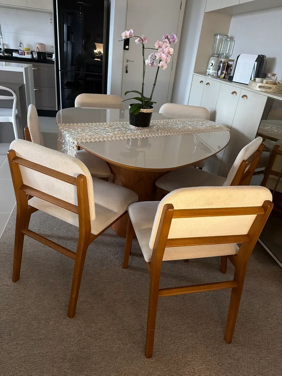 Mesa com Cadeiras