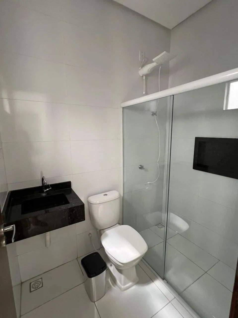 Alugo casa com 3!/4, com toda a mobília  - Foto 3