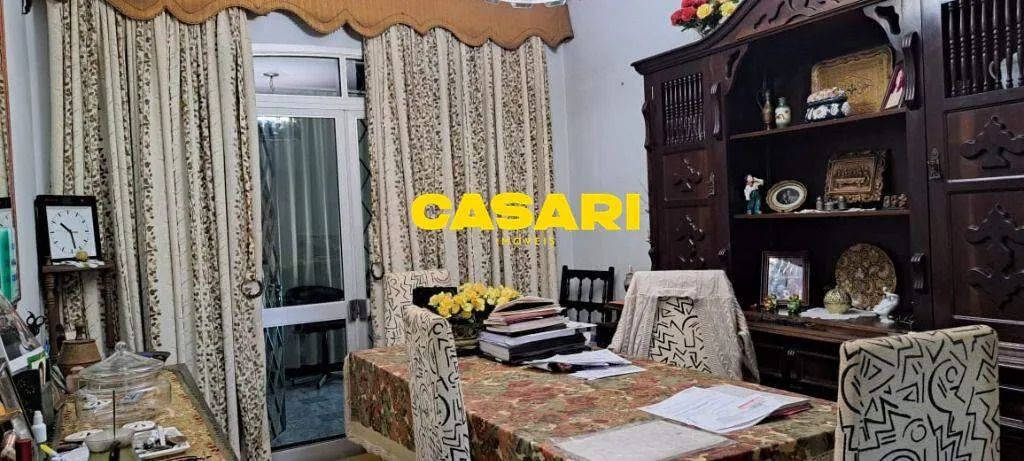 Sobrado 4 Dormitórios com Suíte e Closet à Venda em Nova Petrópolis - São Bernardo do Camp