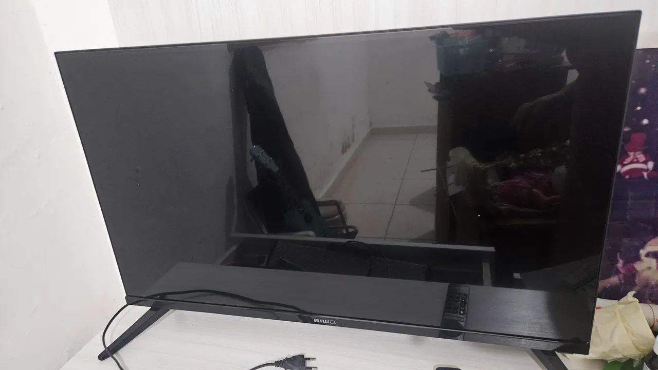 TV 1 MES DE USO 