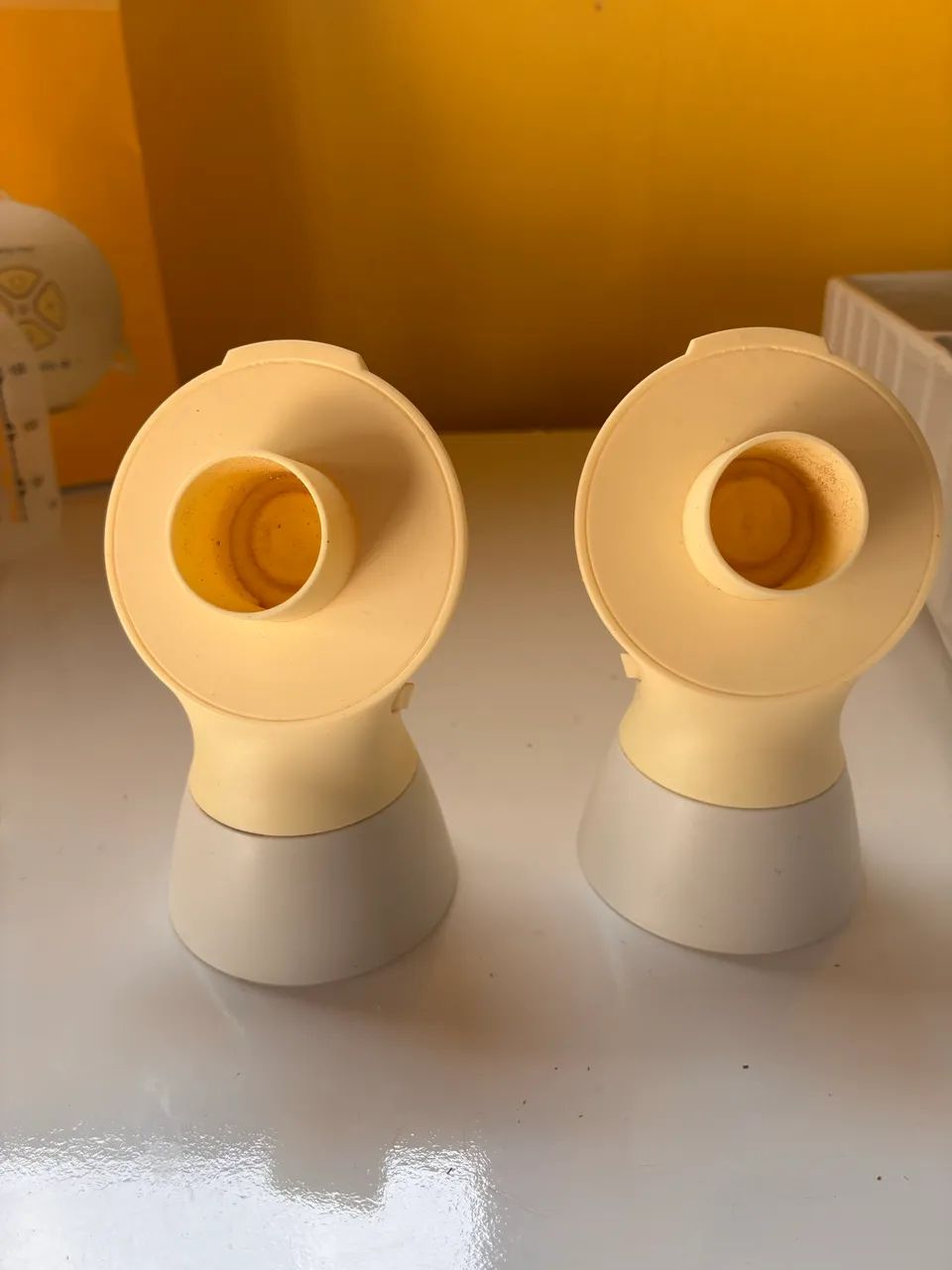 Bomba elétrica de leite dupla Medela  - Foto 3