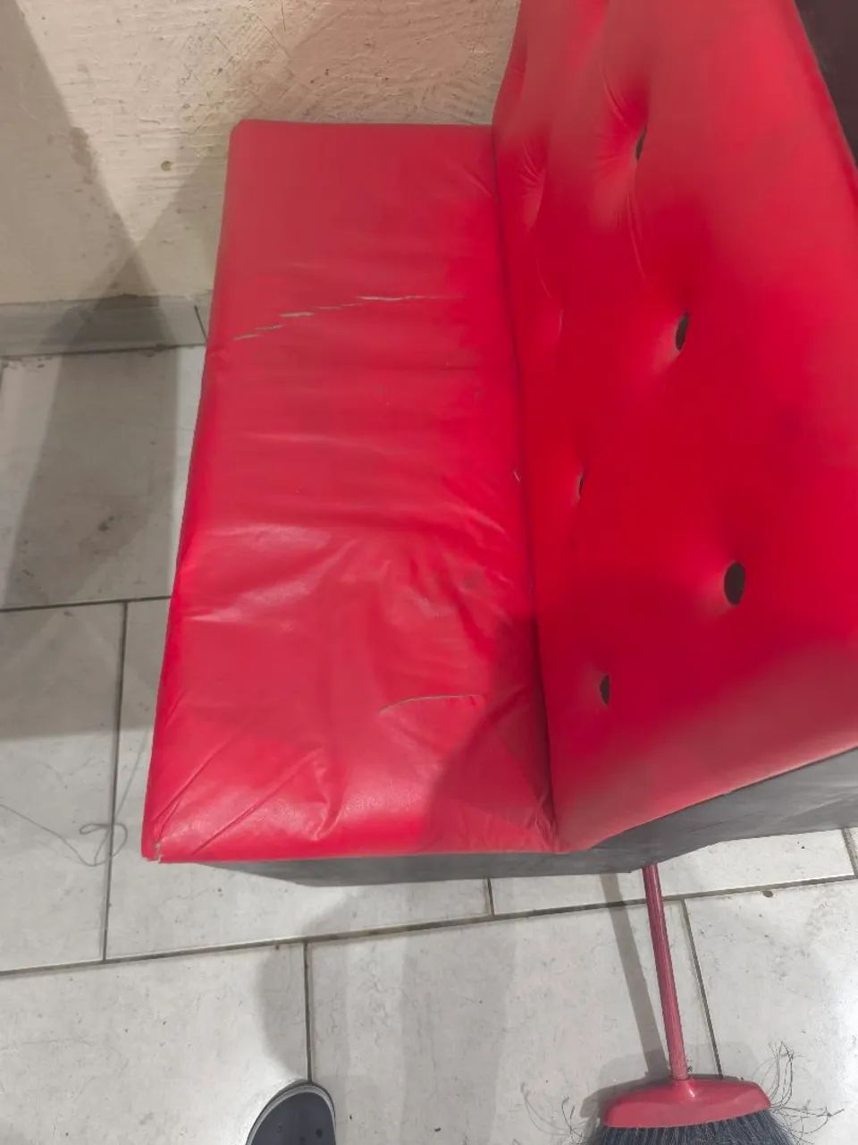 Sofá Booth vermelho 10 unidades  - Foto 4