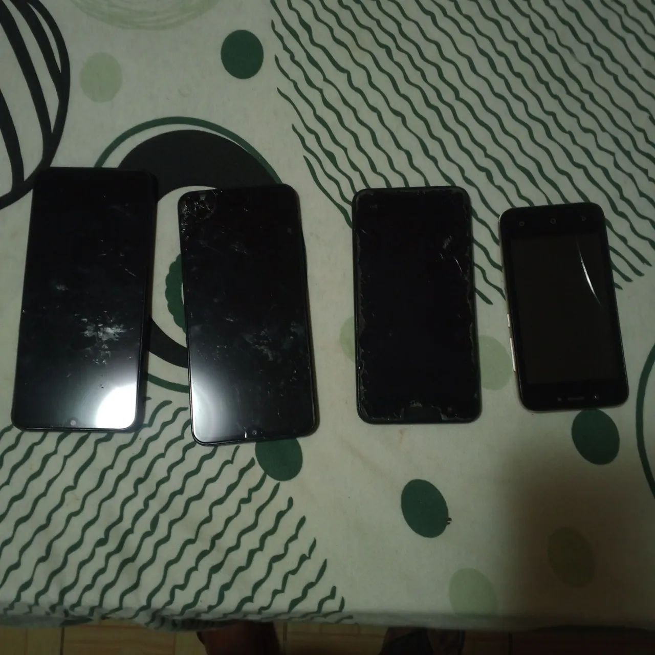 Vendo esses celulares com defeito  - Foto 2