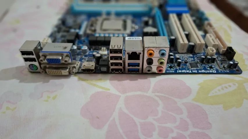 Kit Placa Mae e Processador Intel i5 550 - Foto 2