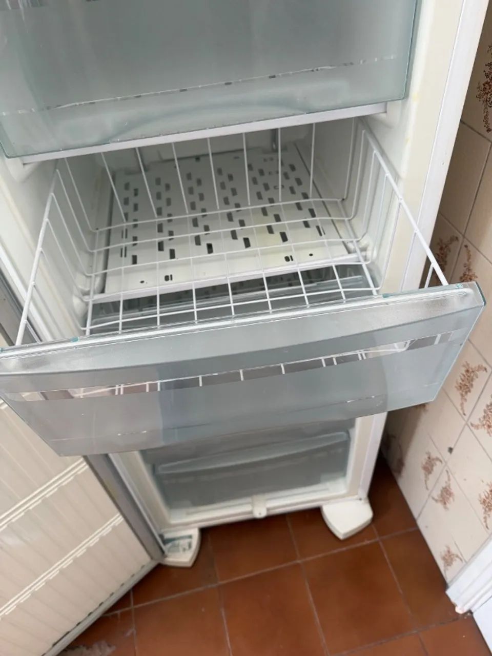 Freezer FE22 eletrolux  - Foto 2