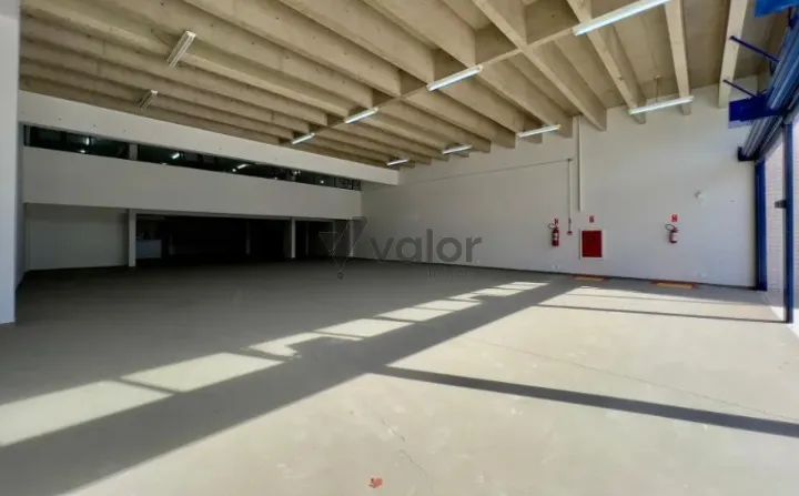 Barracão para alugar em Campinas, Taquaral, com 495 m² - Foto 2