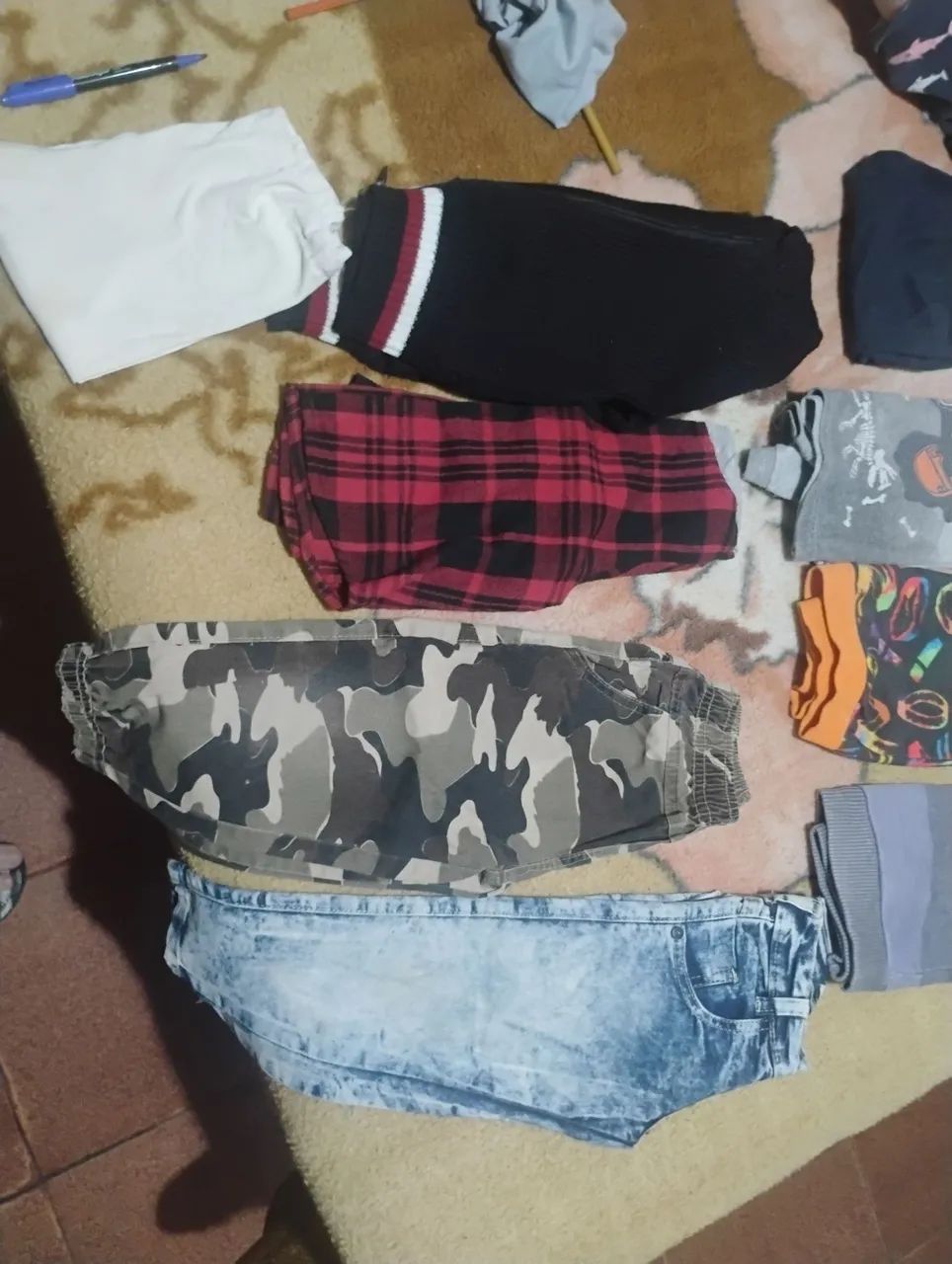 Lote roupas e calçados menino - Foto 4