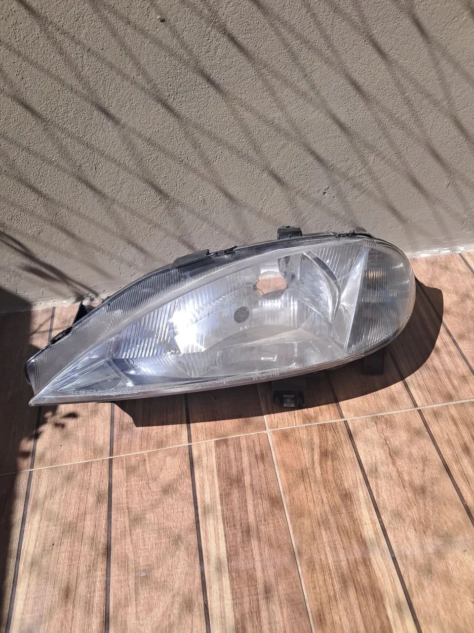 Farol esquerdo Renault Megane marca DEPO 