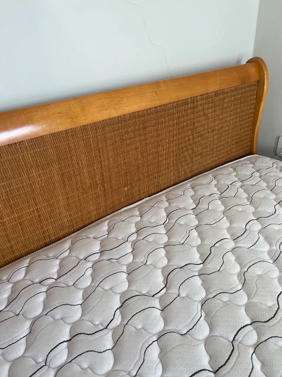 Cama e cabeceira  - Foto 4