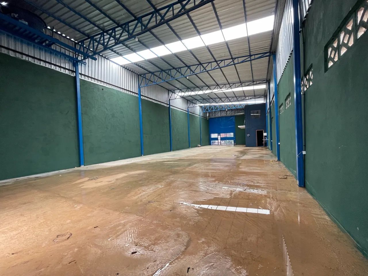 Galpão 300mts2  - Foto 2